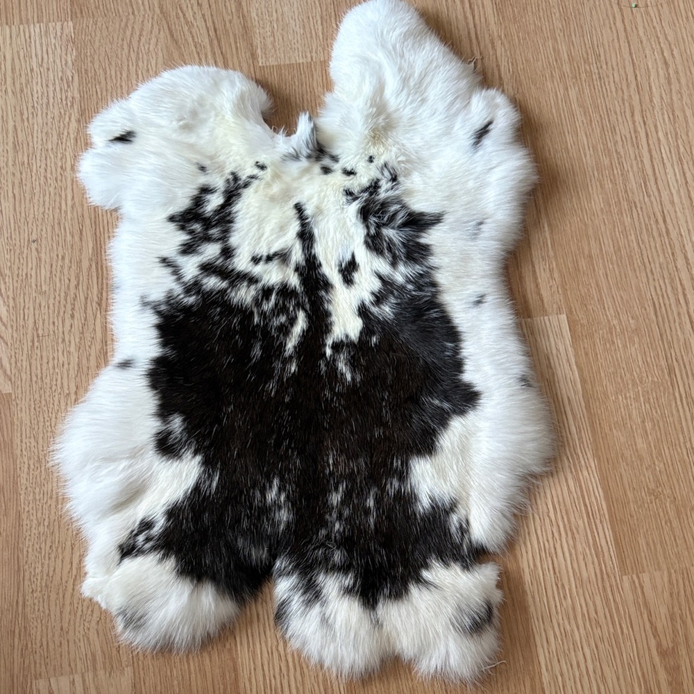 #0214 rabbit pelt